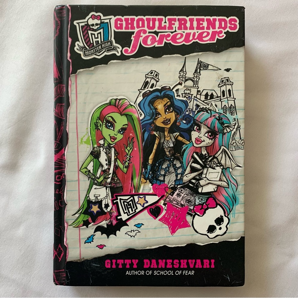Monster High: Ghoulfriends Forever